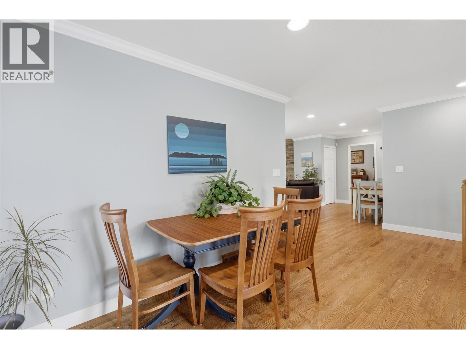#25 1651 VALLEYVIEW Drive - 16