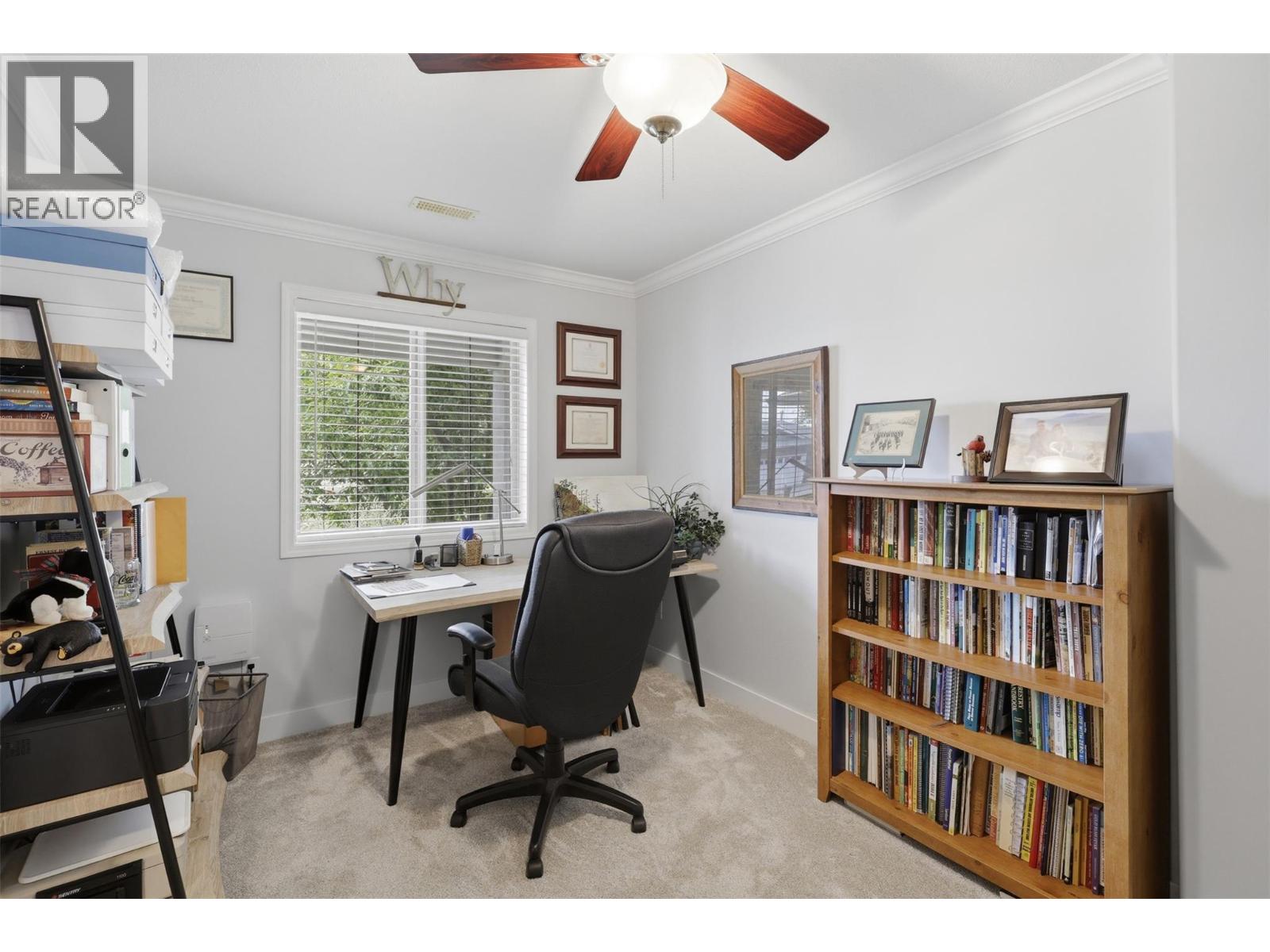 #25 1651 VALLEYVIEW Drive - 42