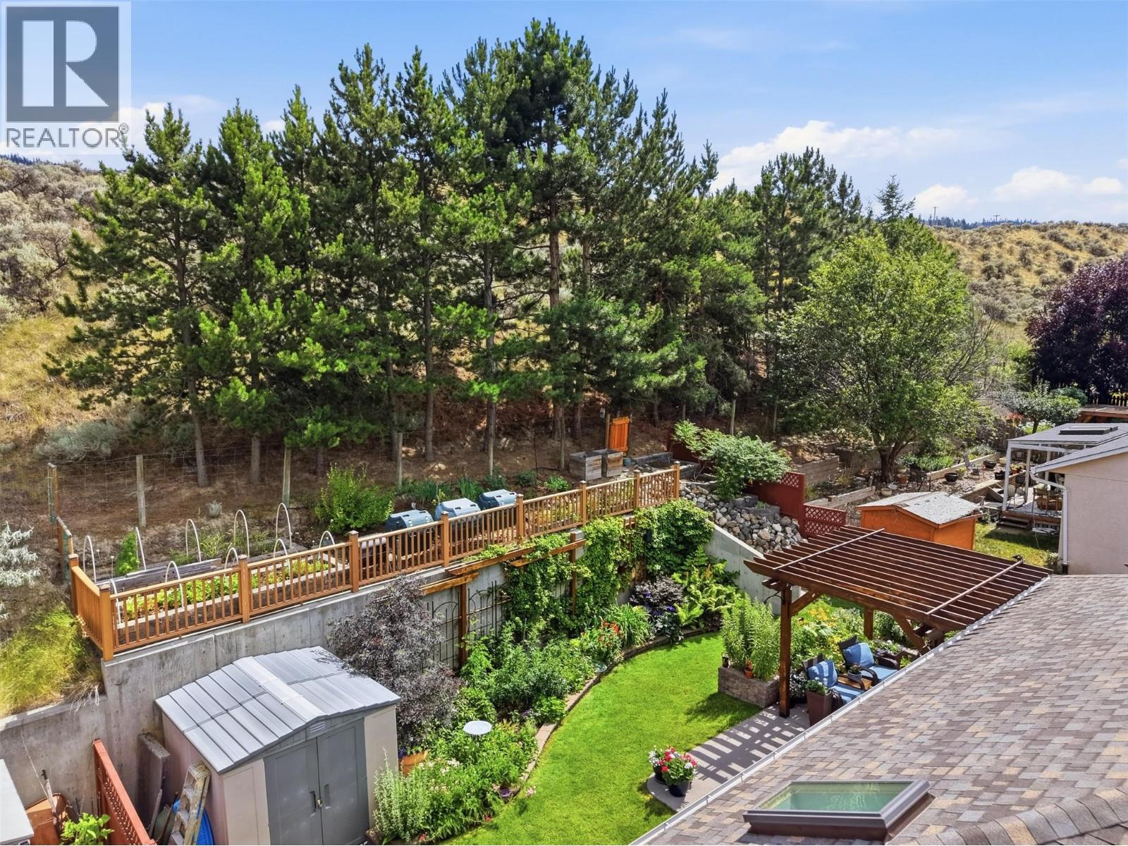 #25 1651 VALLEYVIEW Drive - 56