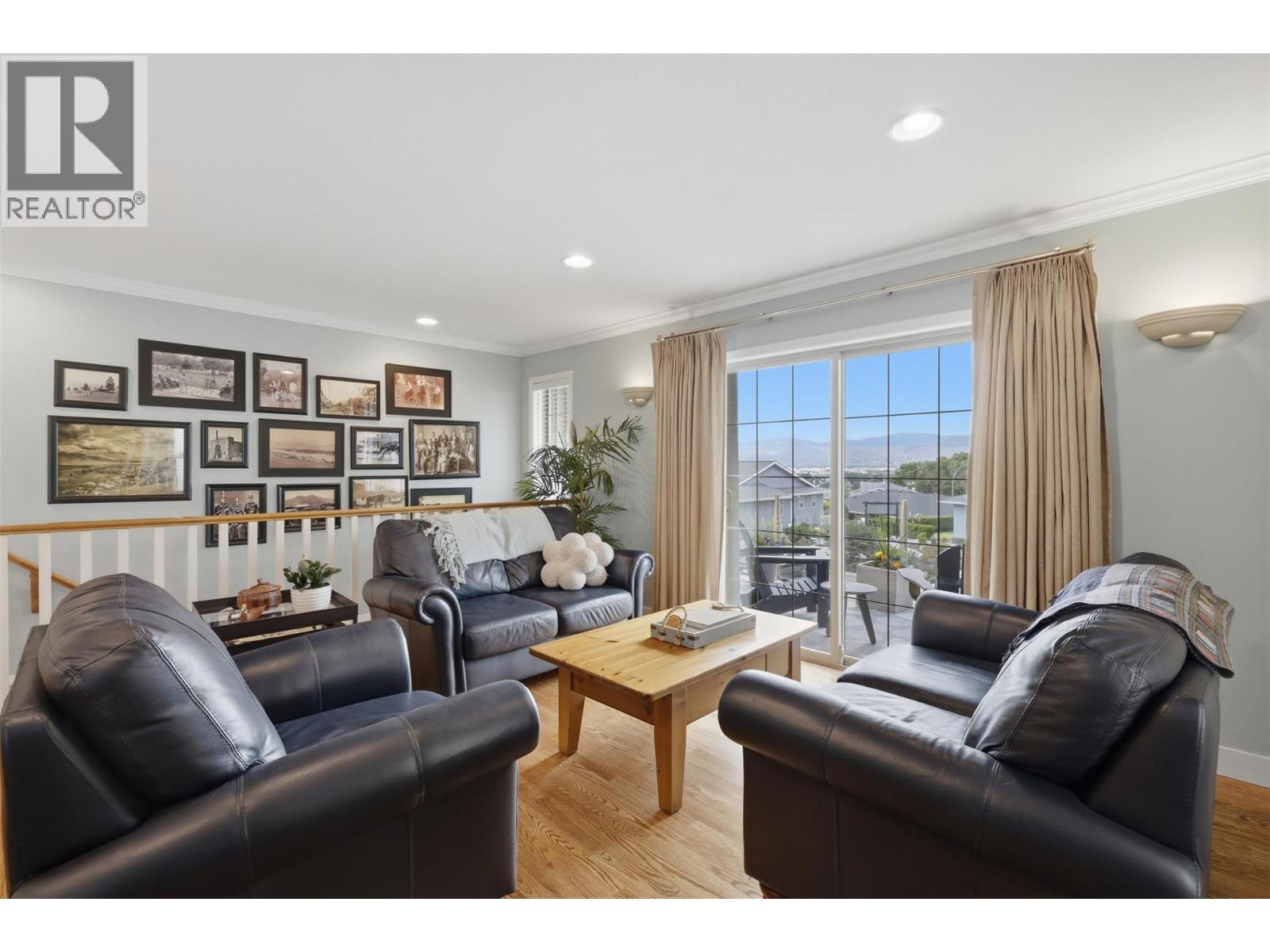 #25 1651 VALLEYVIEW Drive - 9