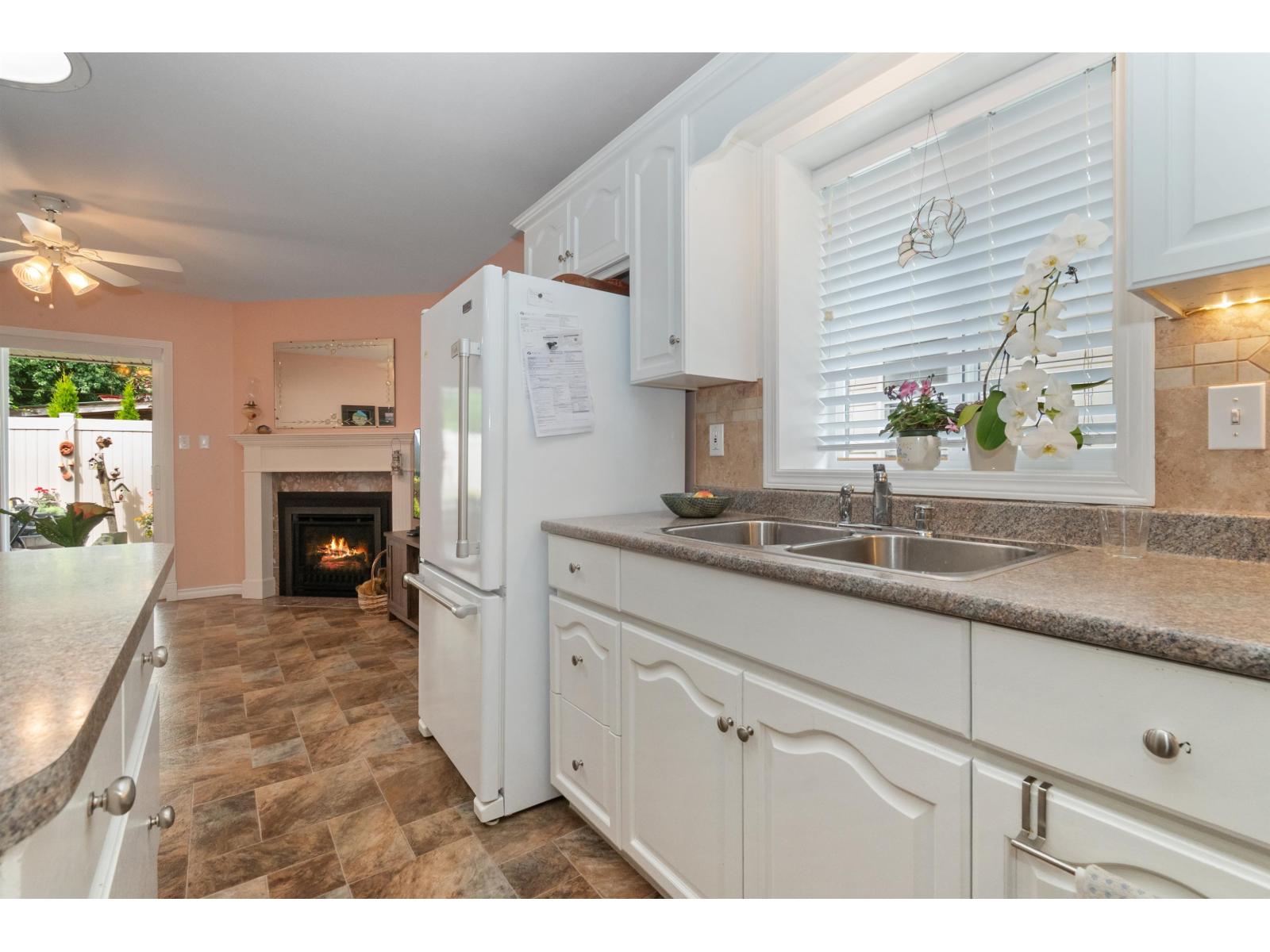 2 Bed, 2 Bath House for Sale in Chilliwack – 18 46485 AIRPORT ROAD, Chilliwack Proper South – MLS# R3137212 - Image 27