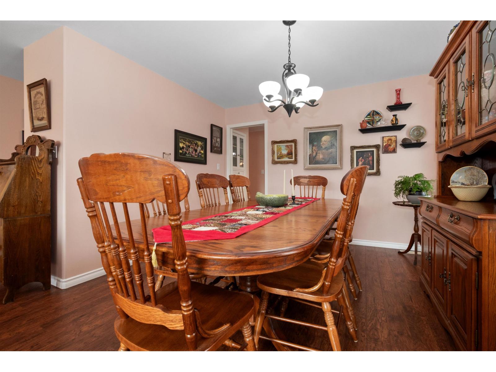 2 Bed, 2 Bath House for Sale in Chilliwack – 18 46485 AIRPORT ROAD, Chilliwack Proper South – MLS# R3137212 - Image 17