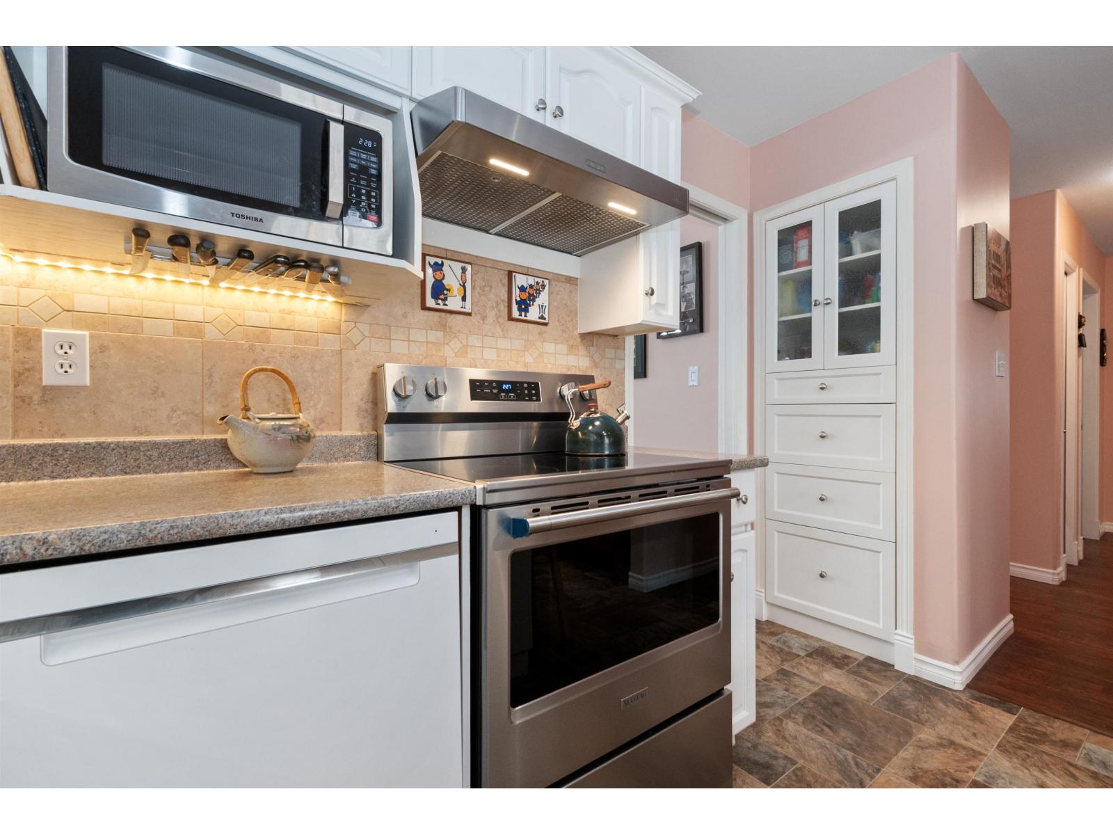2 Bed, 2 Bath House for Sale in Chilliwack – 18 46485 AIRPORT ROAD, Chilliwack Proper South – MLS# R3137212 - Image 29