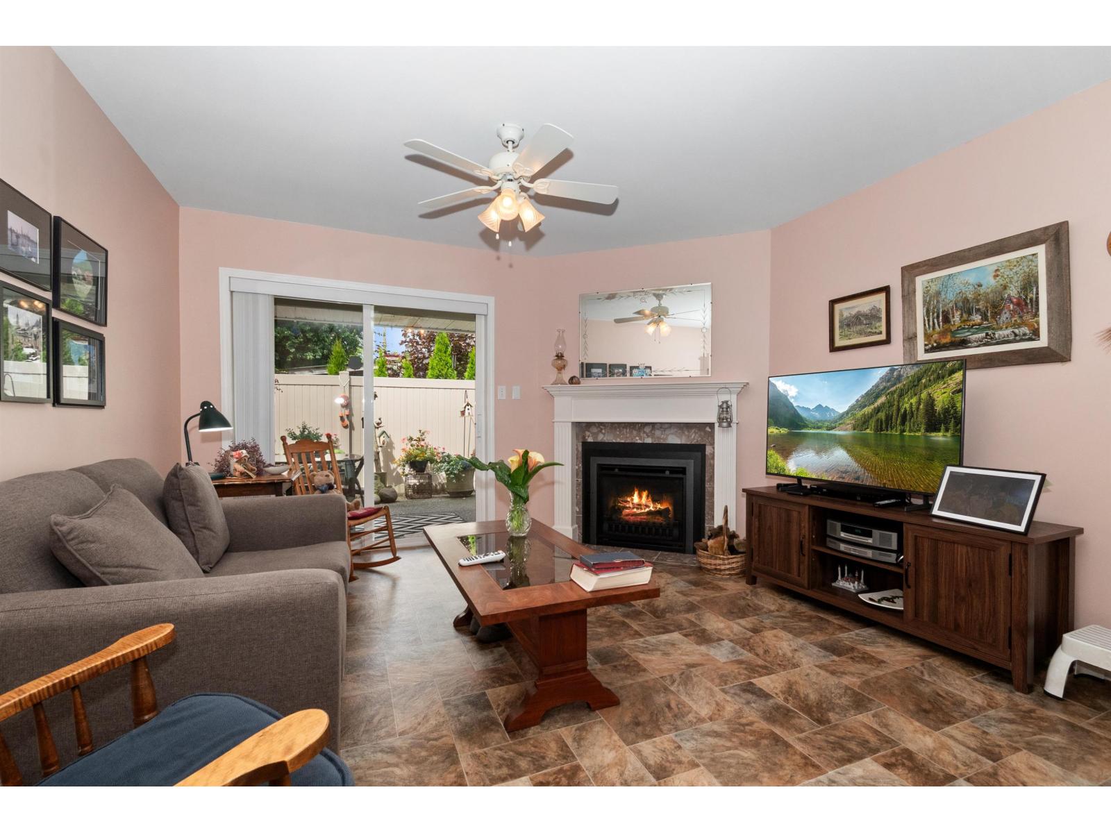 2 Bed, 2 Bath House for Sale in Chilliwack – 18 46485 AIRPORT ROAD, Chilliwack Proper South – MLS# R3137212 - Image 33