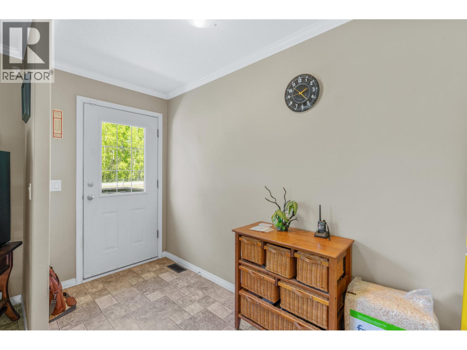 385 COLGROVE ROAD, Hixon — photo 3