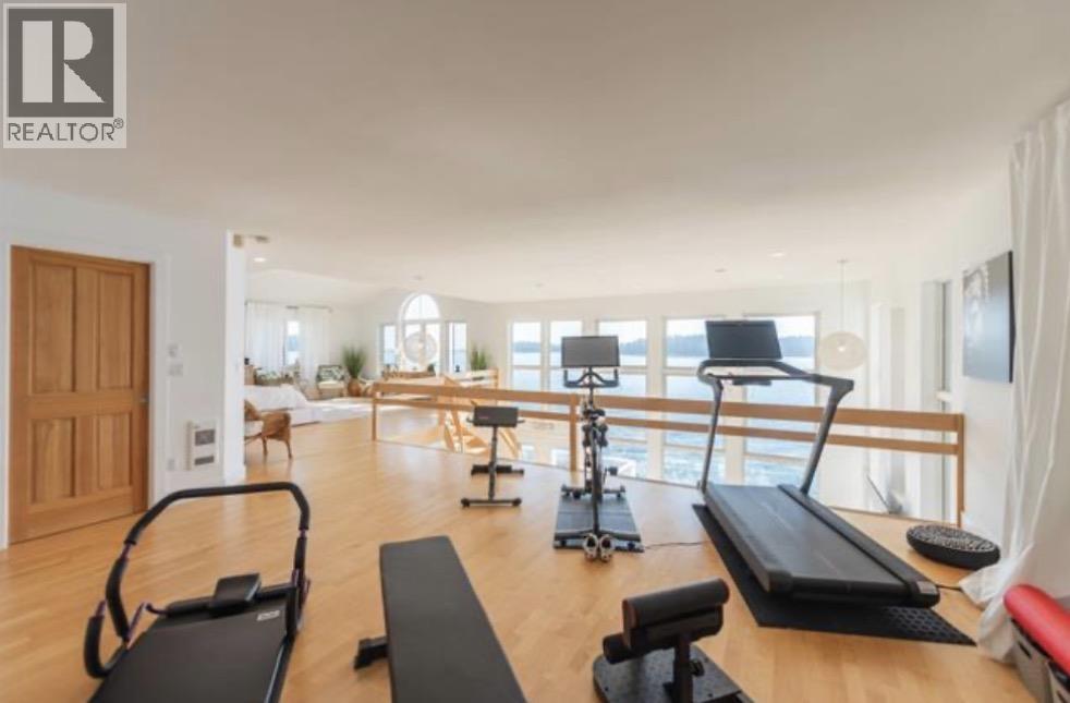 6655 SUNSHINE COAST HIGHWAY, Sechelt