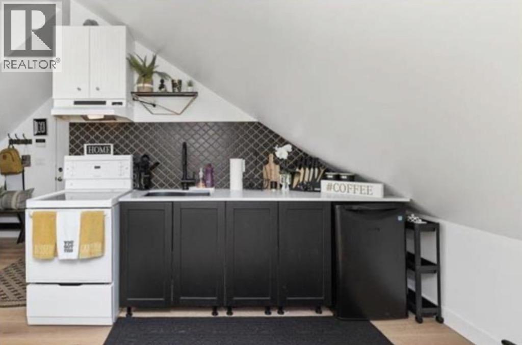 6655 SUNSHINE COAST HIGHWAY, Sechelt