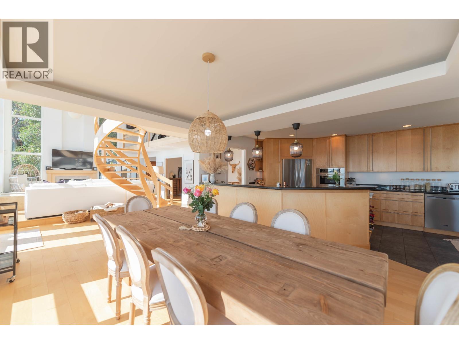 6655 SUNSHINE COAST HIGHWAY, Sechelt
