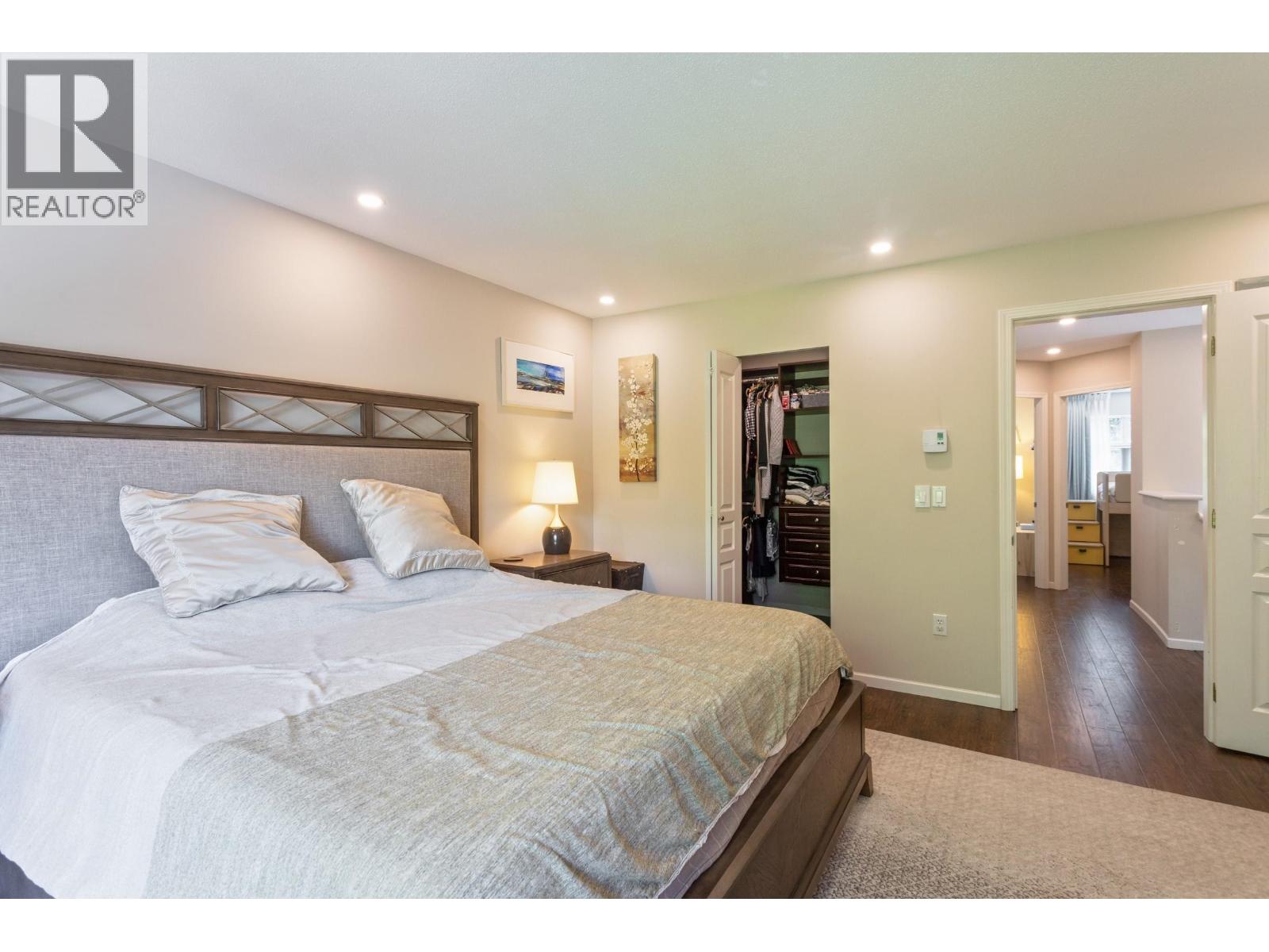 19 5240 OAKMOUNT CRESCENT, Burnaby