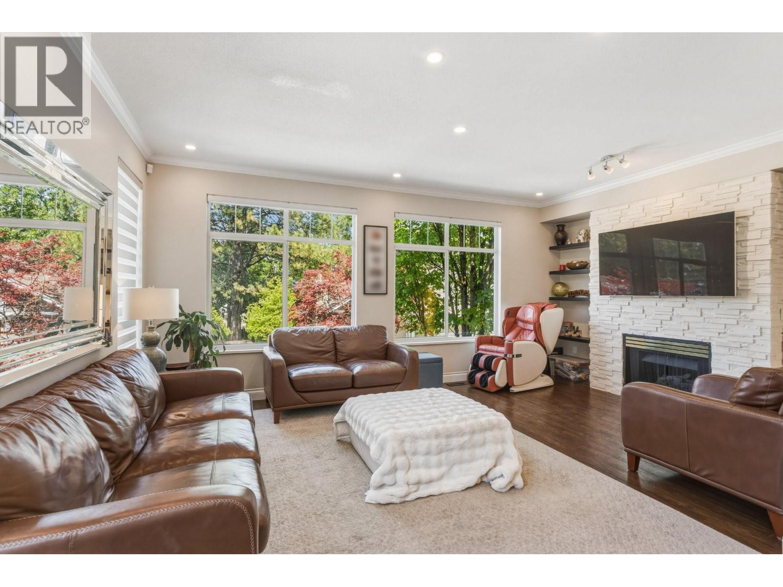 19 5240 OAKMOUNT CRESCENT, Burnaby