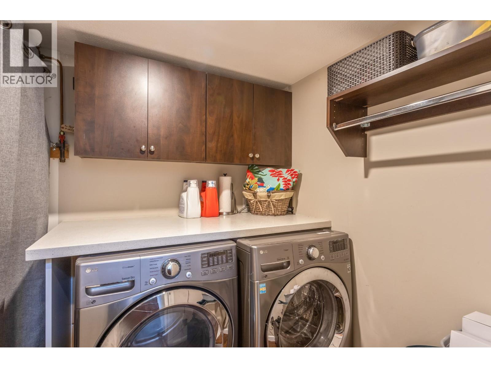 19 5240 OAKMOUNT CRESCENT, Burnaby