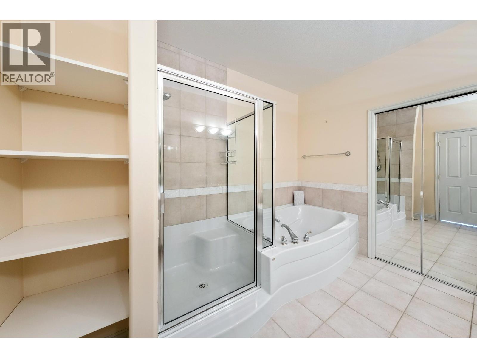 #6 3888 Gallaghers Pinnacle Way - 24