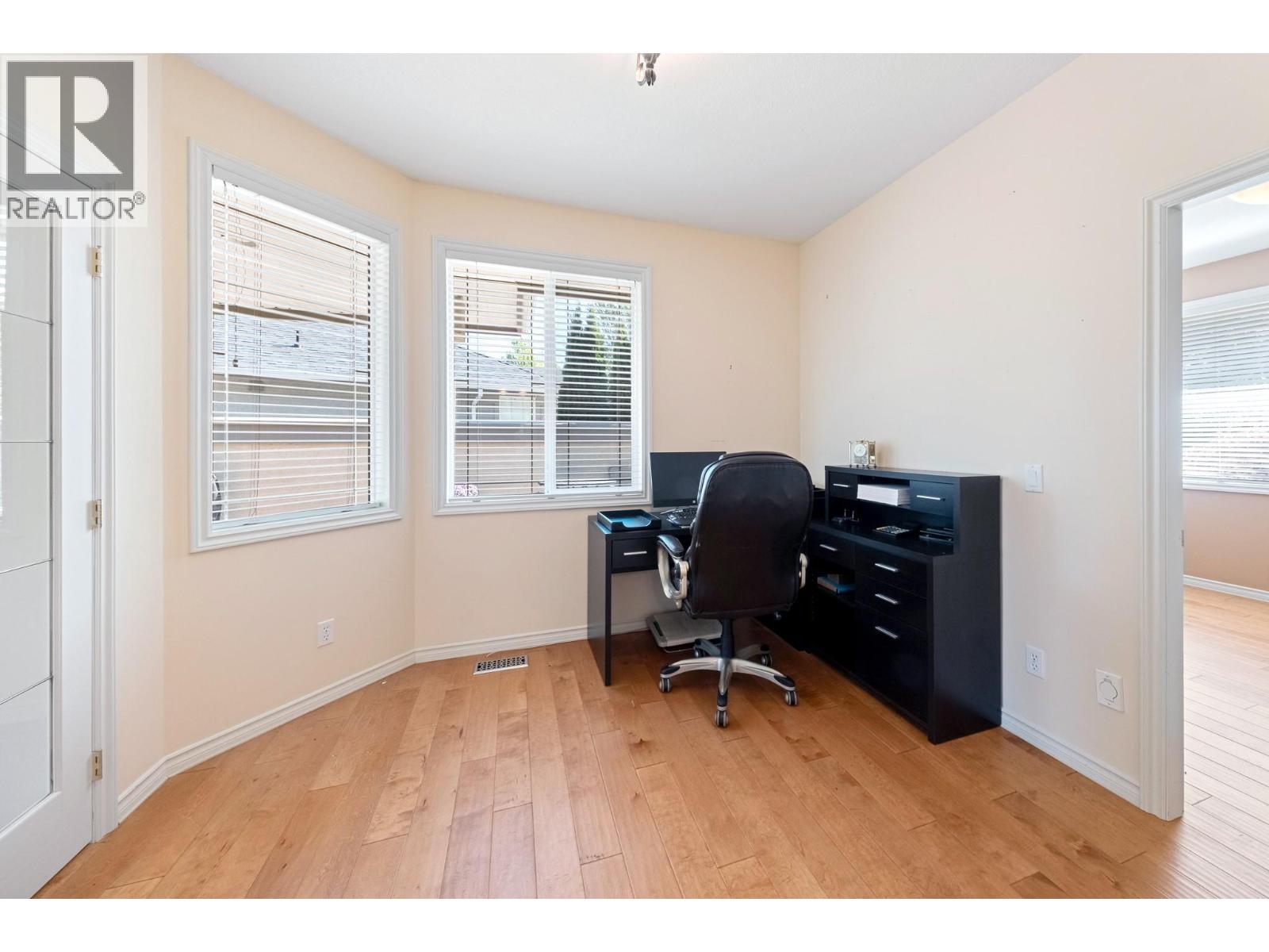 6 3888 Gallaghers Pinnacle Way, Kelowna