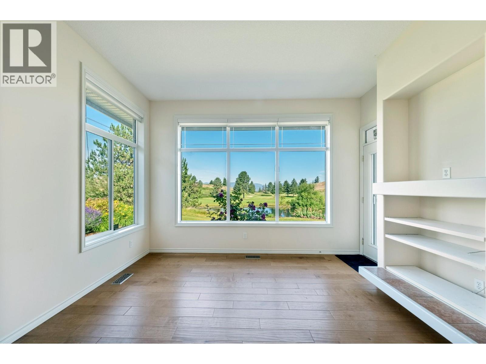 6 3888 Gallaghers Pinnacle Way, Kelowna