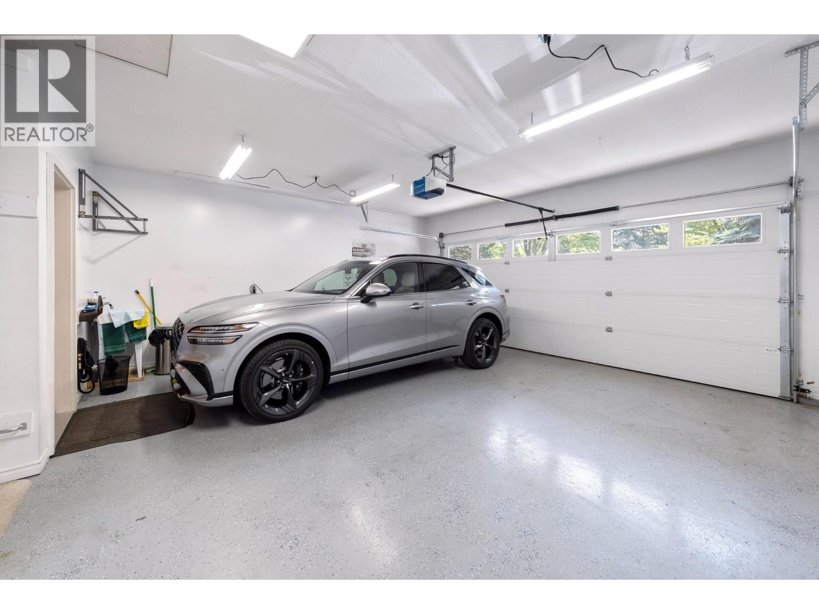 6 3888 Gallaghers Pinnacle Way, Kelowna