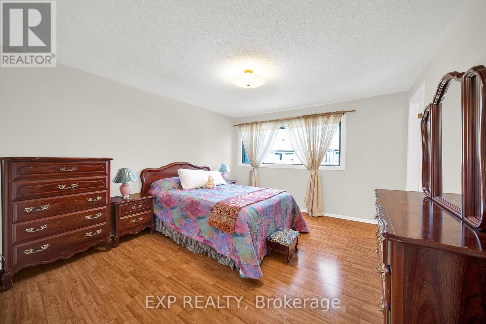 #6 2 BERTONA STREET - 17
