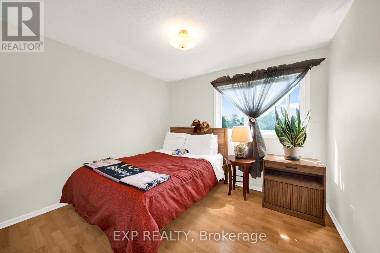 #6 2 BERTONA STREET - 20