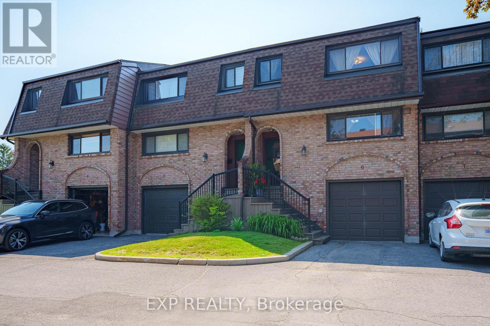 #6 2 BERTONA STREET - 26