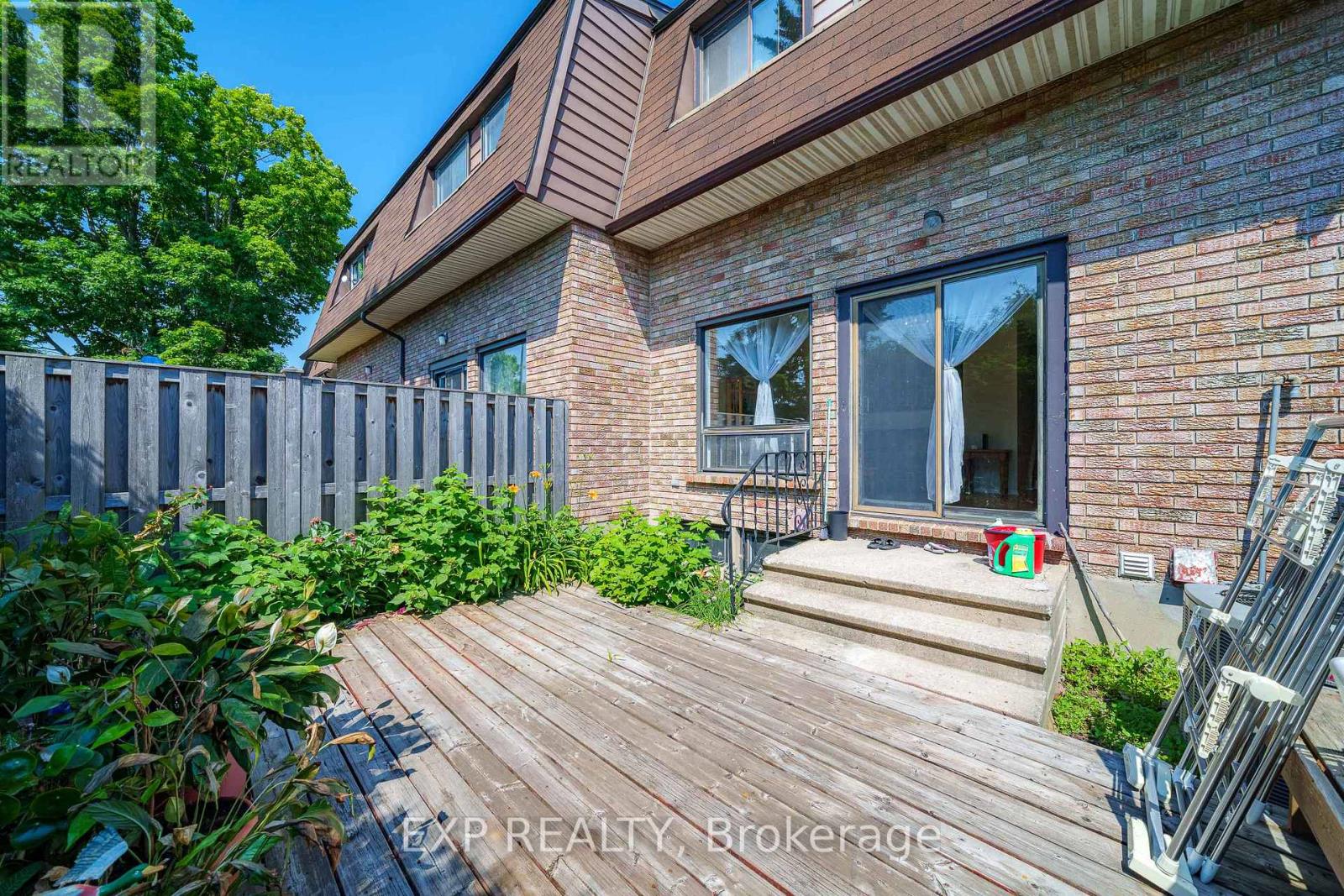 #6 2 BERTONA STREET - 28
