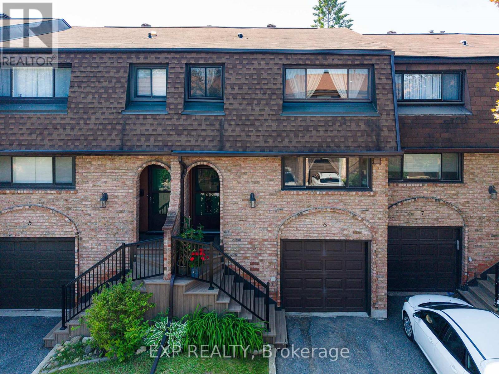 #6 2 BERTONA STREET - 29