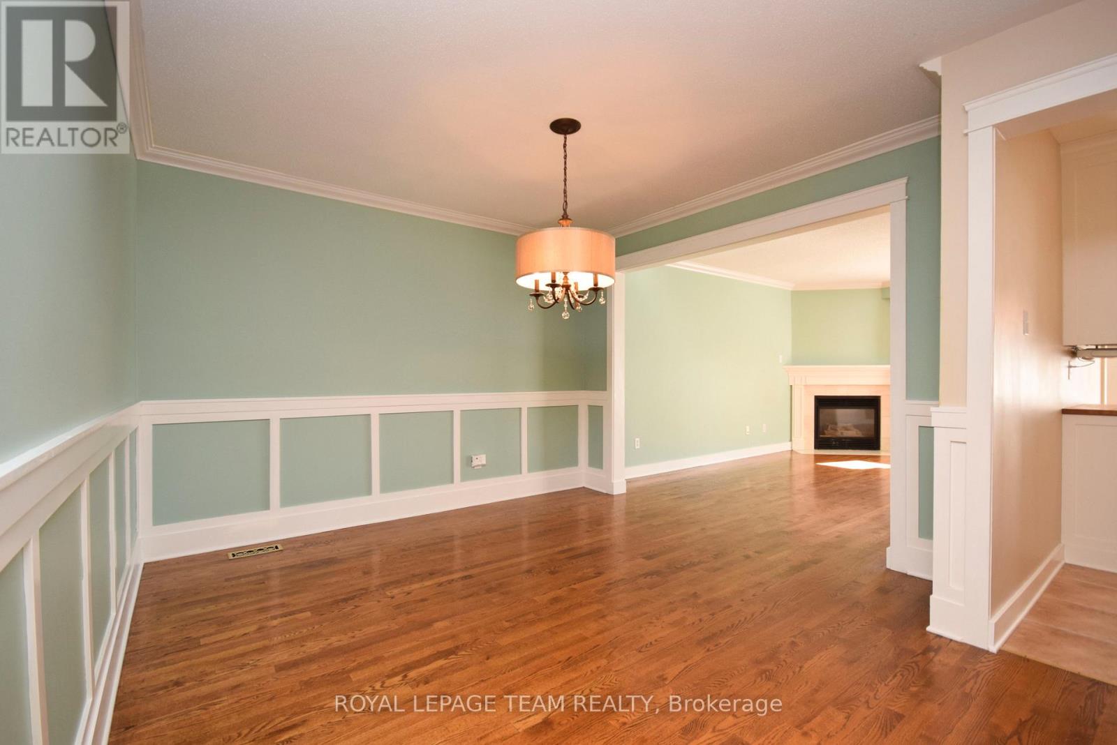 3 Bed, 3 Bath House for Rent in Ottawa – 55 HARRINGTON COURT, Ottawa – MLS# X13516442 - Image 6