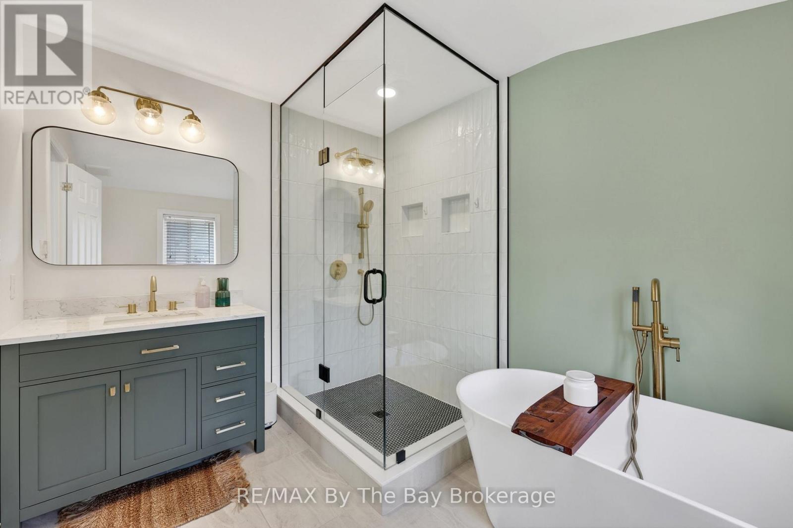 326 GOLF COURSE ROAD - 19