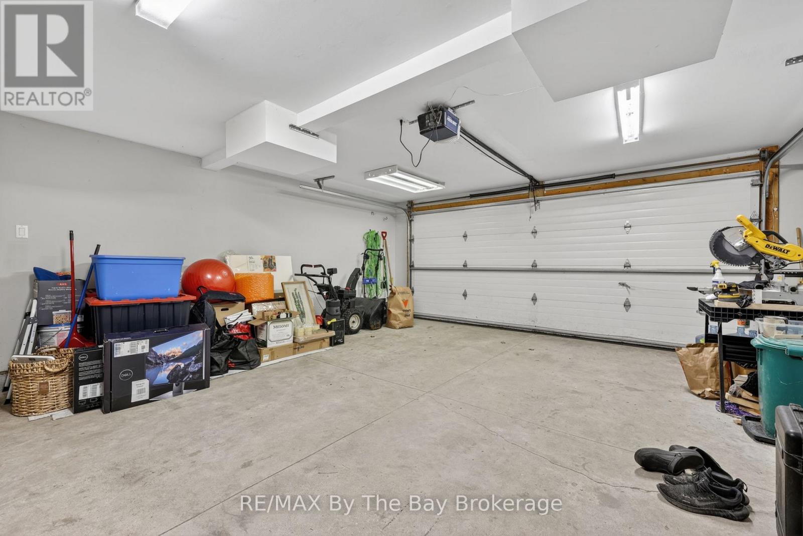 326 GOLF COURSE ROAD - 32