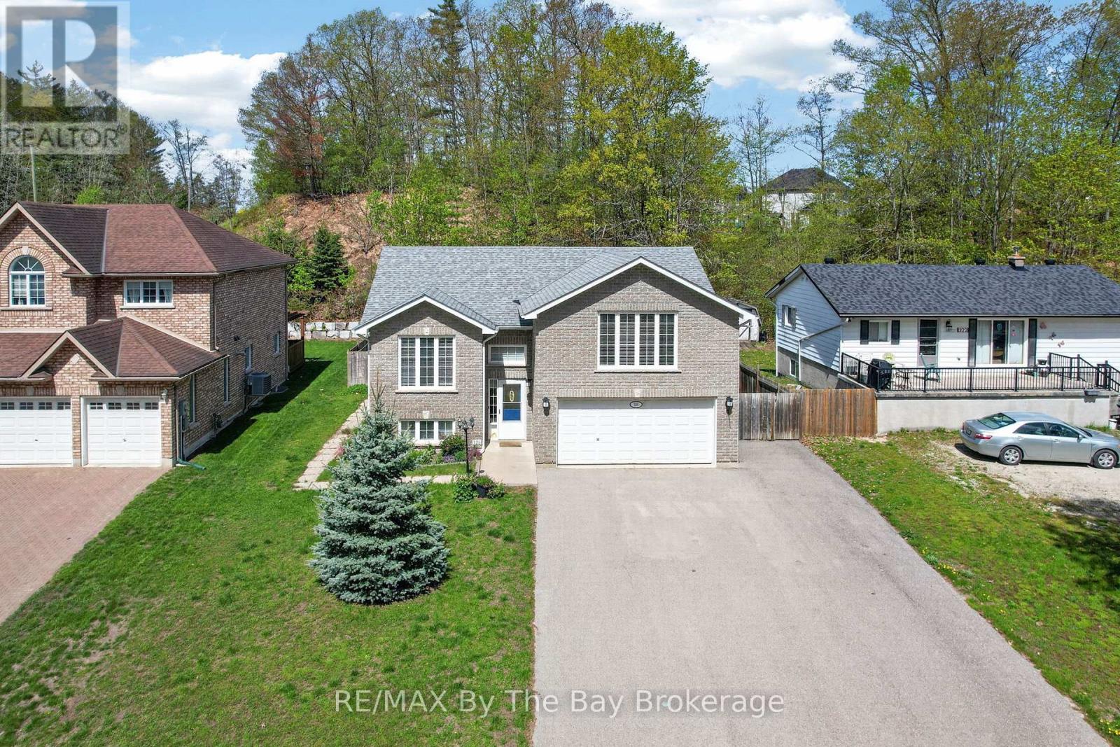 326 GOLF COURSE ROAD - 38