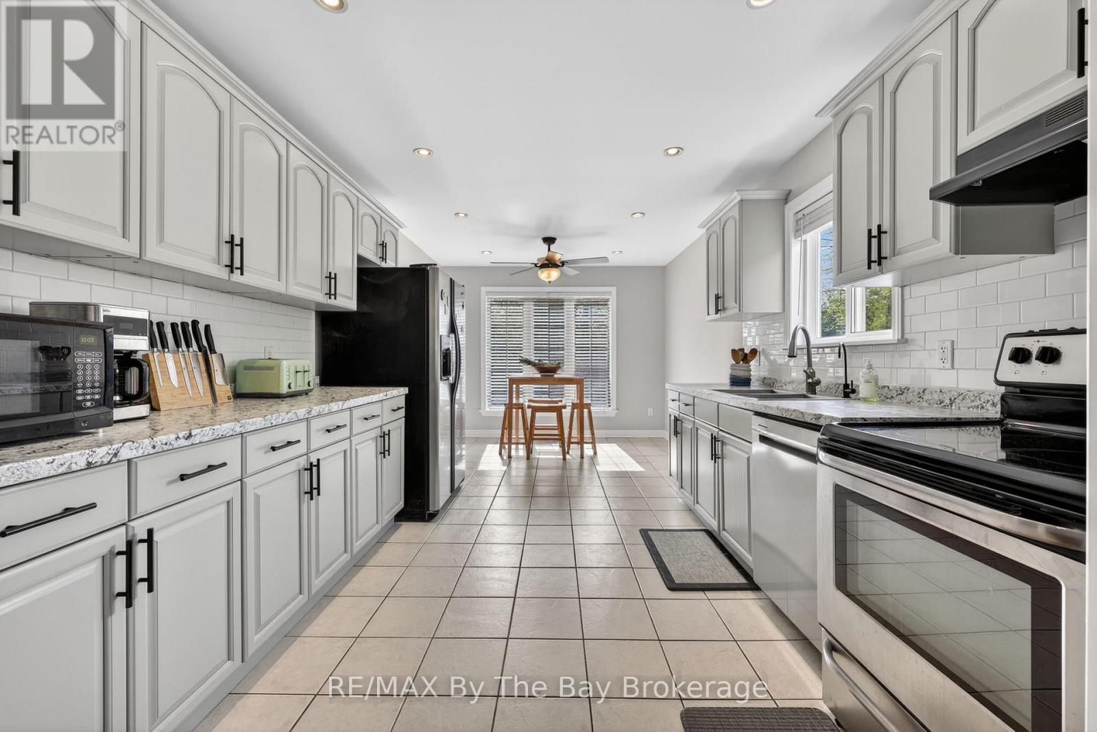 326 GOLF COURSE ROAD - 4