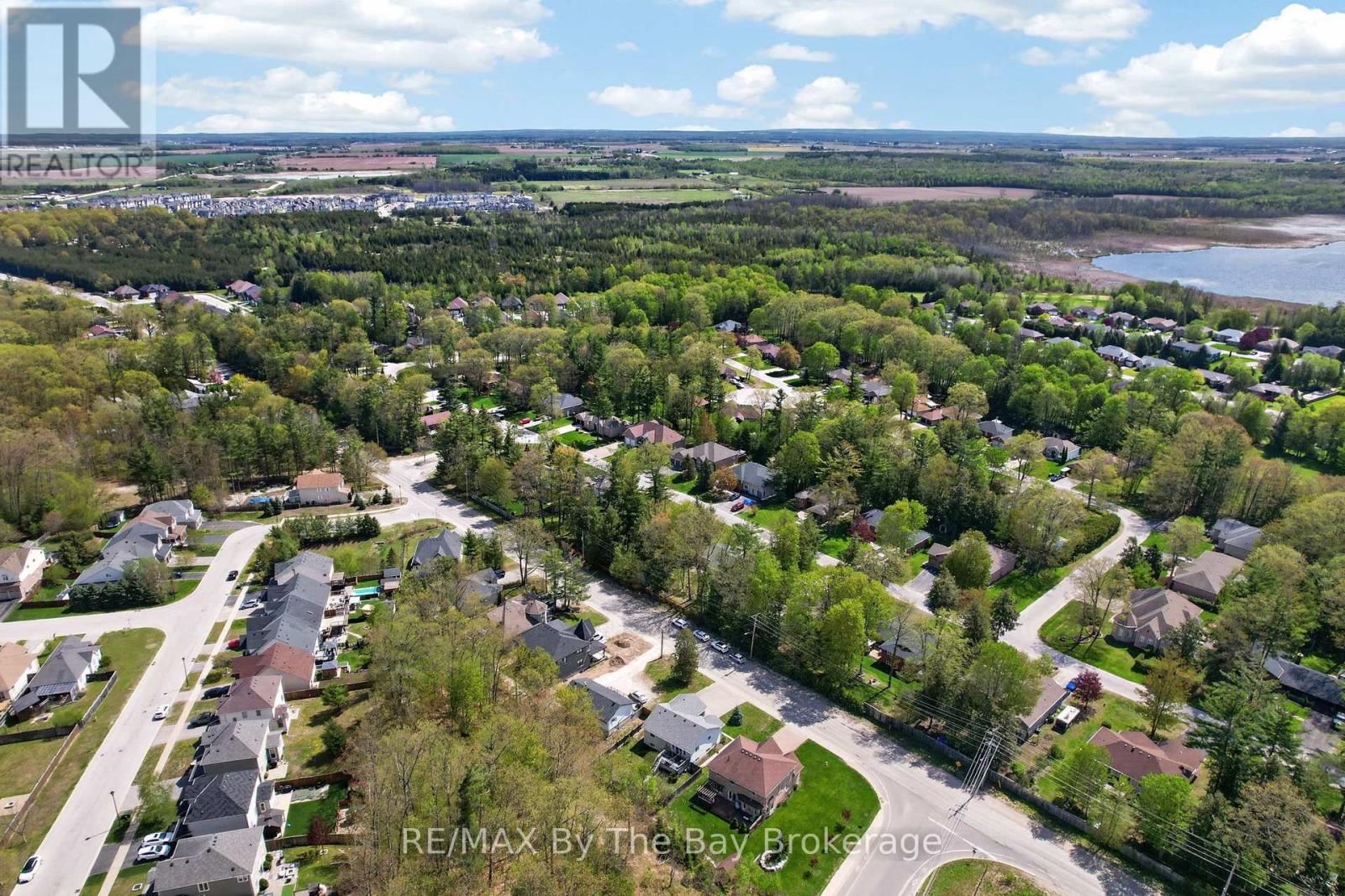 326 GOLF COURSE ROAD - 42