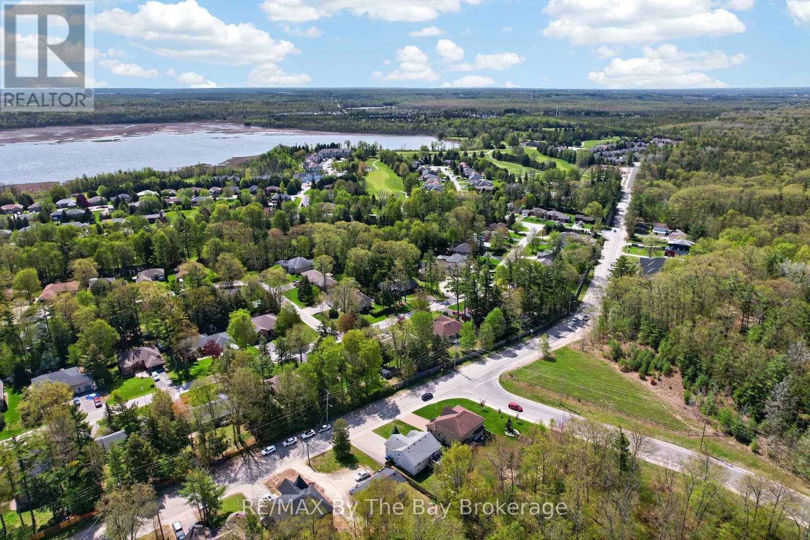 326 GOLF COURSE ROAD - 43