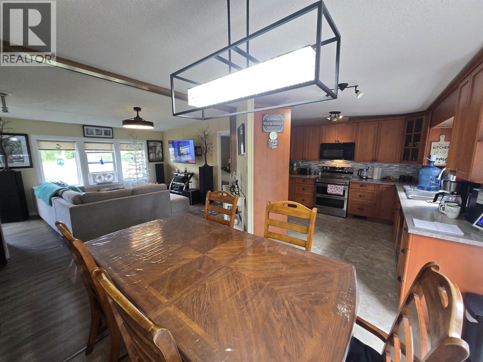 1243 MOUNTAIN ASH ROAD - 14