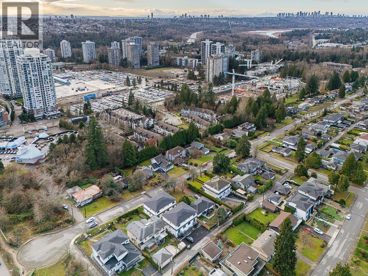 5 Bed, 5 Bath House for Sale in Burnaby – 3 9935 SULLIVAN STREET, Burnaby – MLS# R3142187 - Image 30