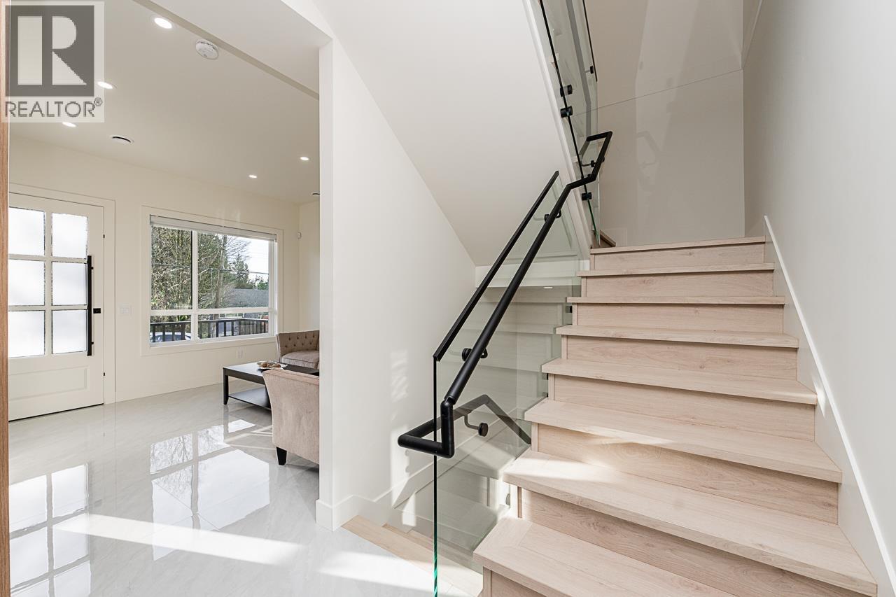 5 Bed, 5 Bath House for Sale in Burnaby – 1 9935 SULLIVAN STREET, Burnaby – MLS# R3142190 - Image 19