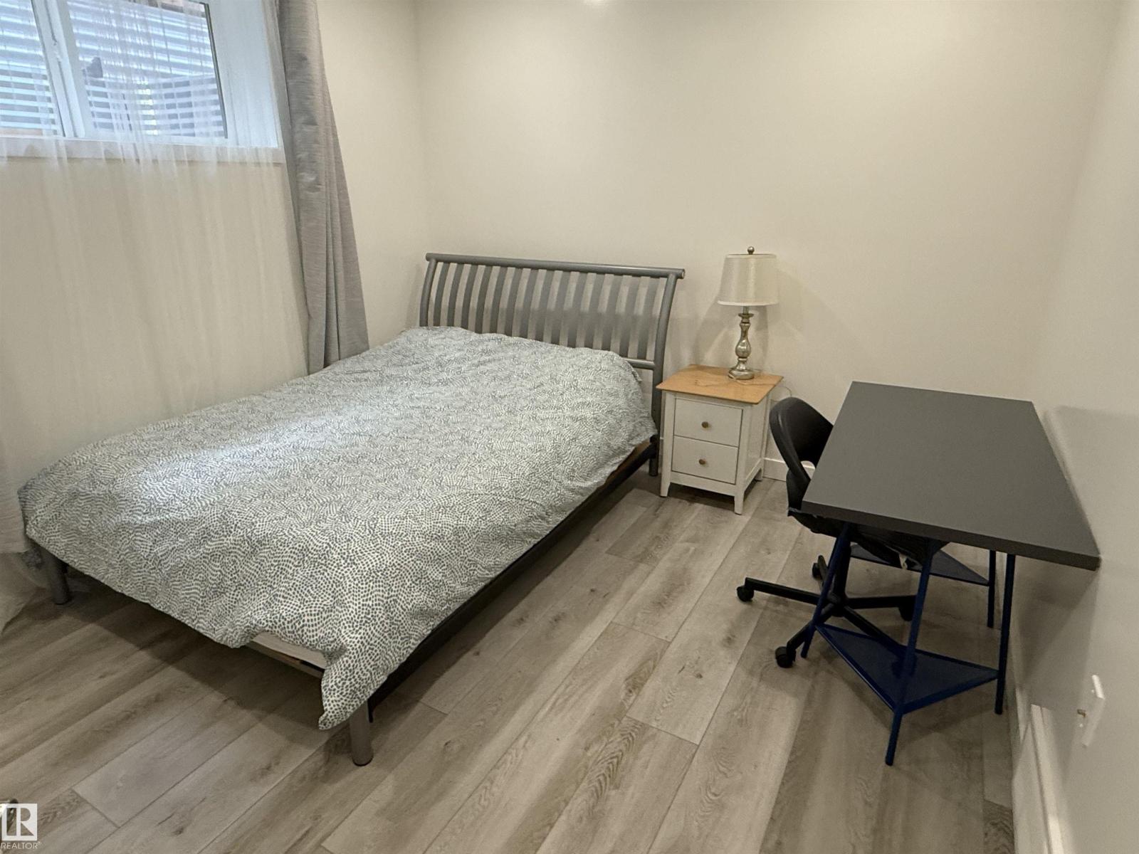 10506 68 AV NW - 59