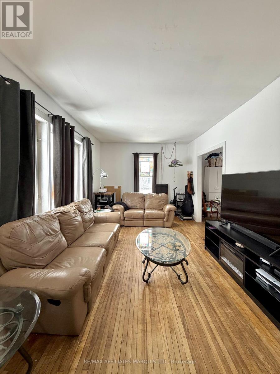 37 MAIN STREET - 3
