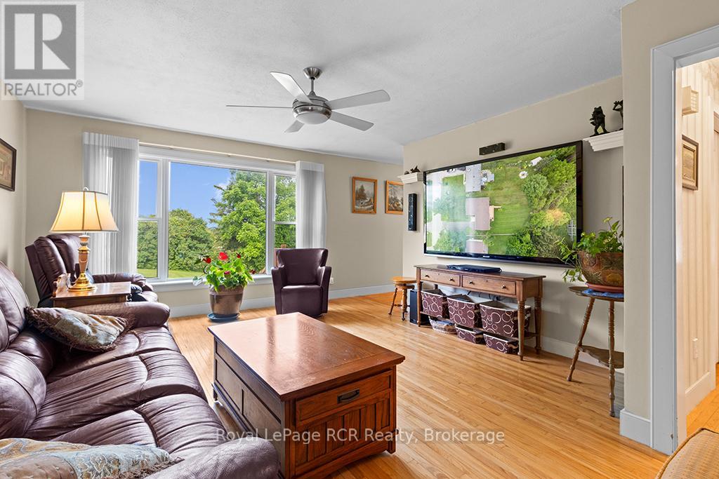 489 RIDGE ROAD - 11