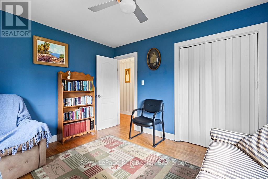 489 RIDGE ROAD - 16