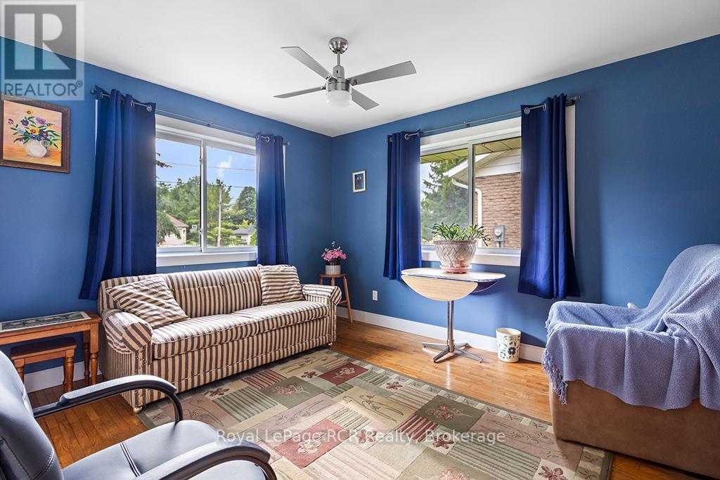 489 RIDGE ROAD - 17