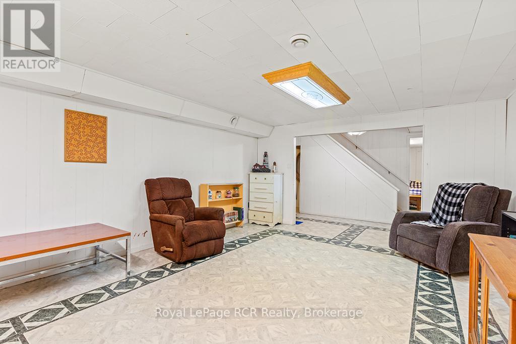 489 RIDGE ROAD - 24