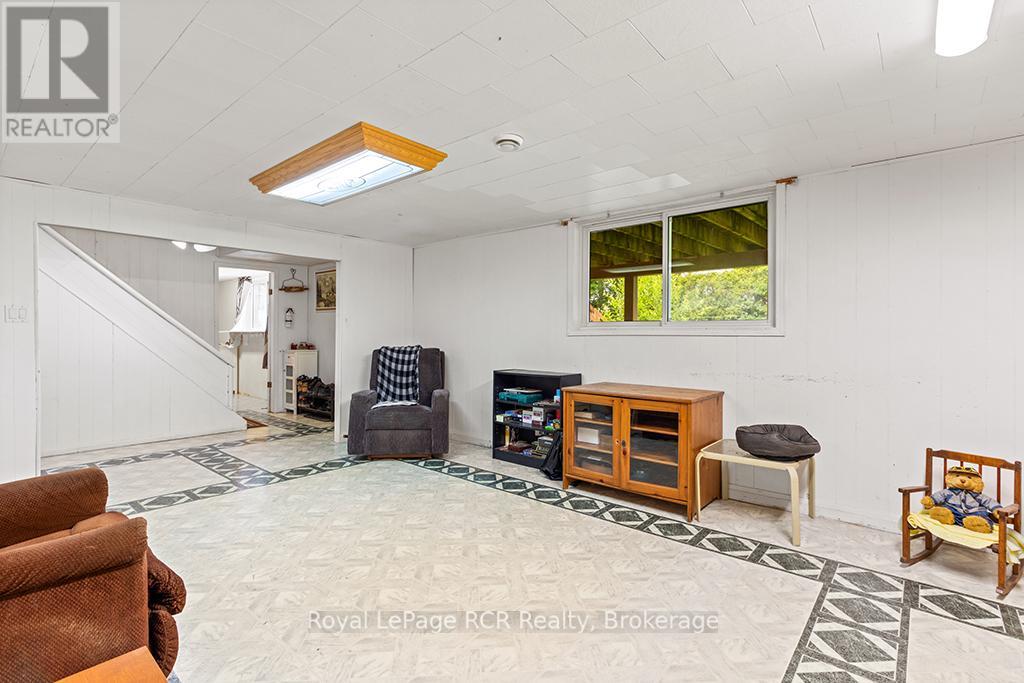 489 RIDGE ROAD - 26
