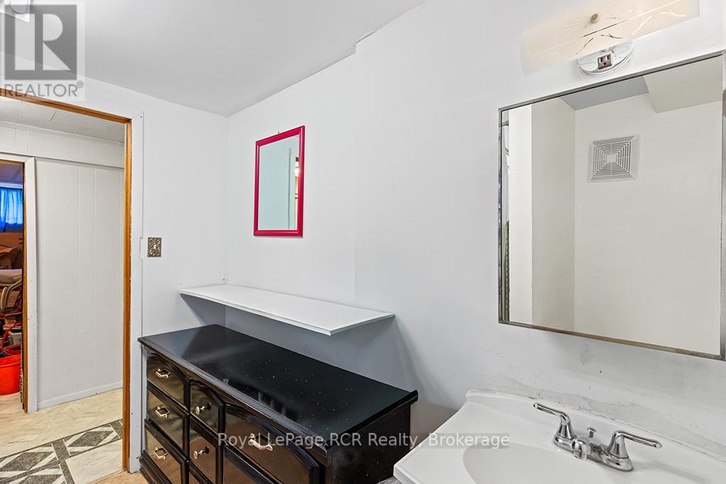 489 RIDGE ROAD - 31