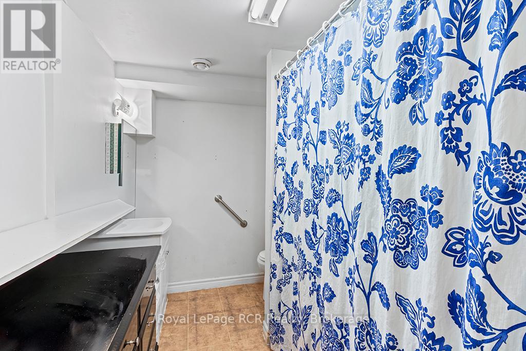 489 RIDGE ROAD - 32