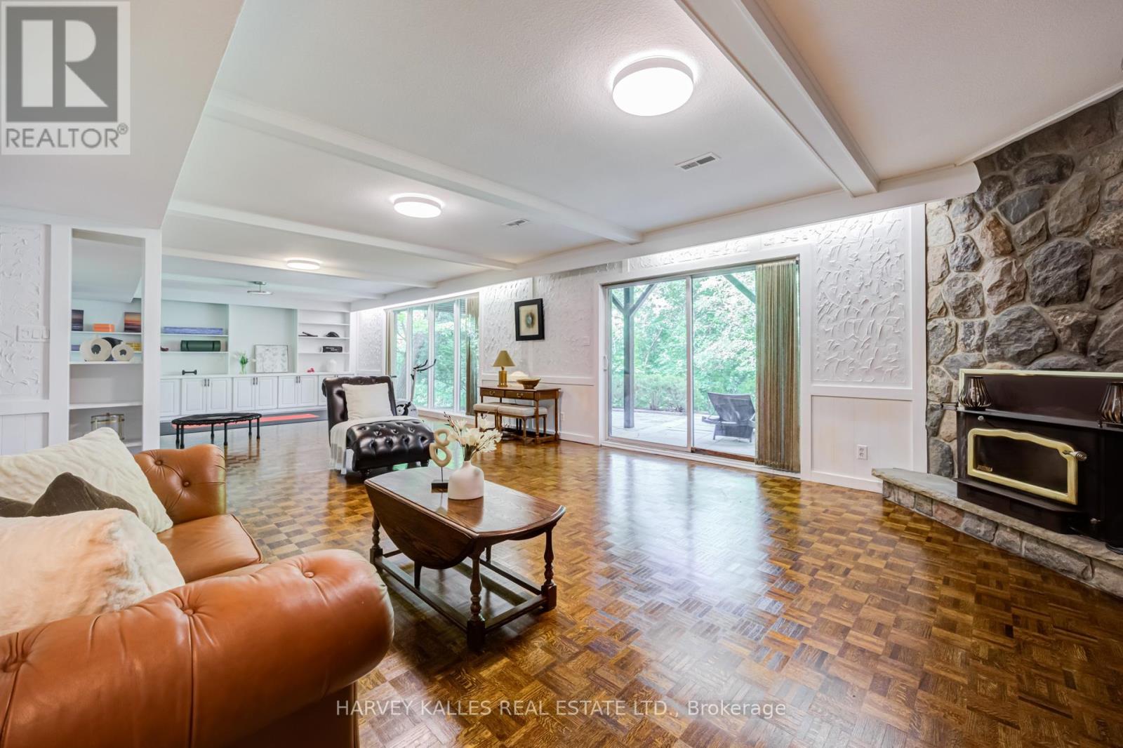 19 RIDGEGATE CRESCENT - 33