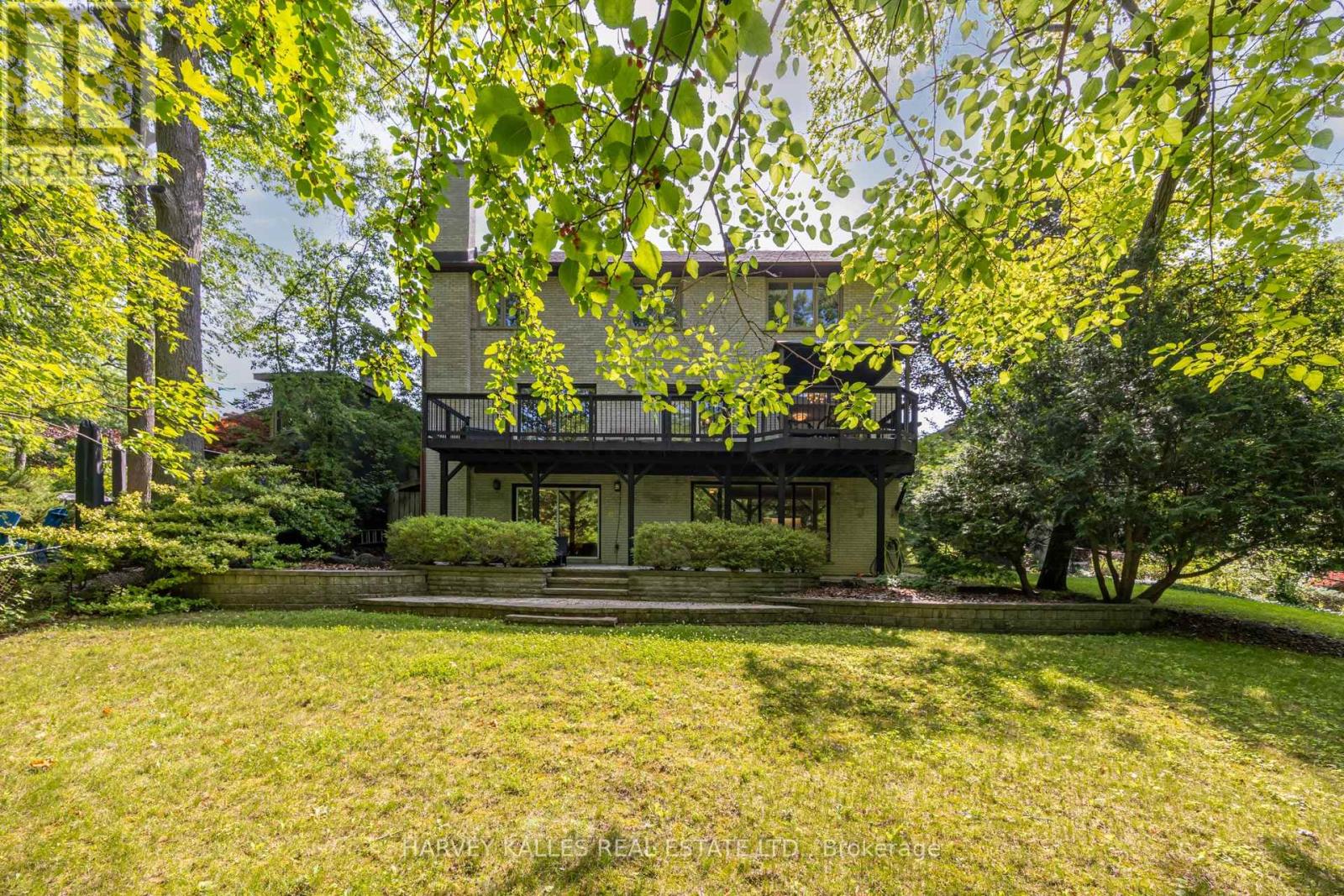 19 RIDGEGATE CRESCENT - 35