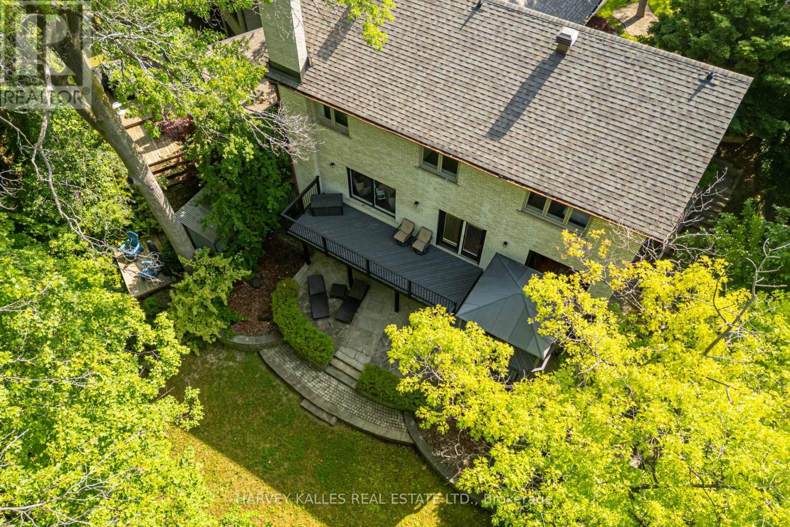 19 RIDGEGATE CRESCENT - 36