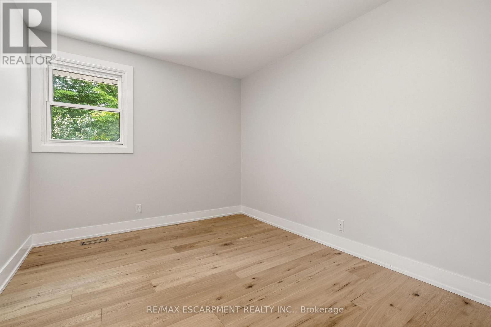 2234 KILBRIDE STREET - 18