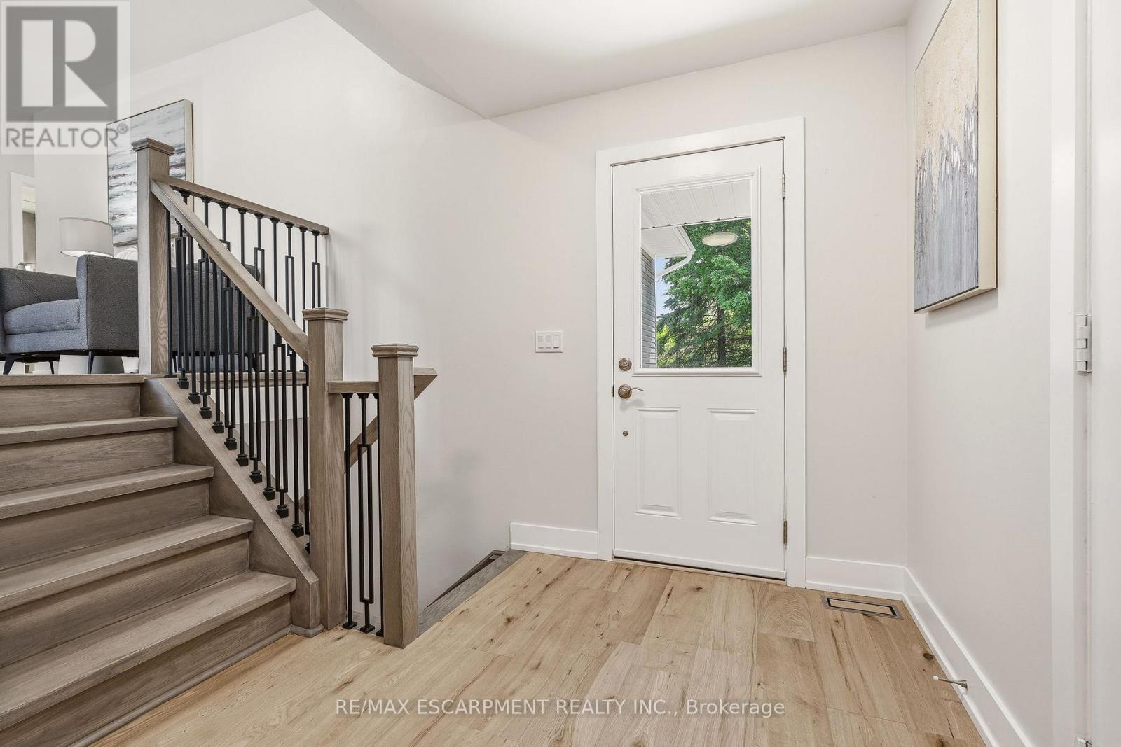 2234 KILBRIDE STREET - 3
