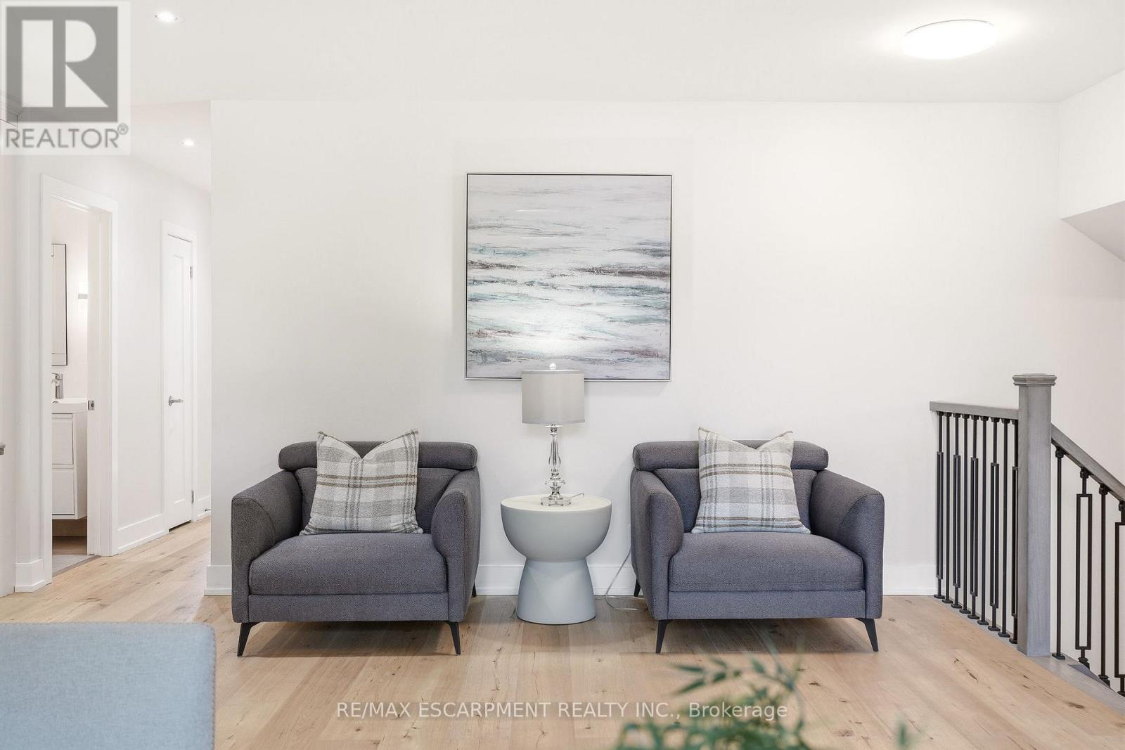 2234 KILBRIDE STREET - 7