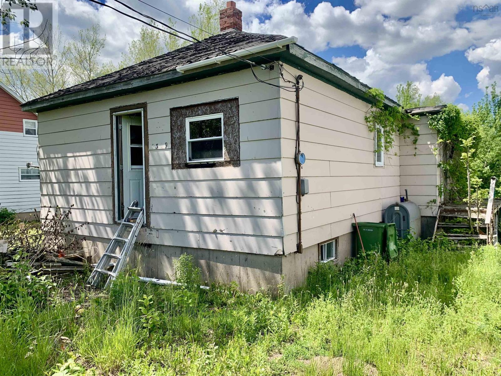 2399 Athol Road - 1